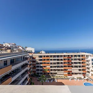 Rooftop Balcon De Los Gigantes , Puerto de Santiago (Tenerife) España